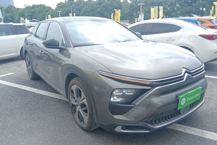 Used Citroen C5 X 2021 1.6T Enjoy the Extraordinary Front Right 45 Deg