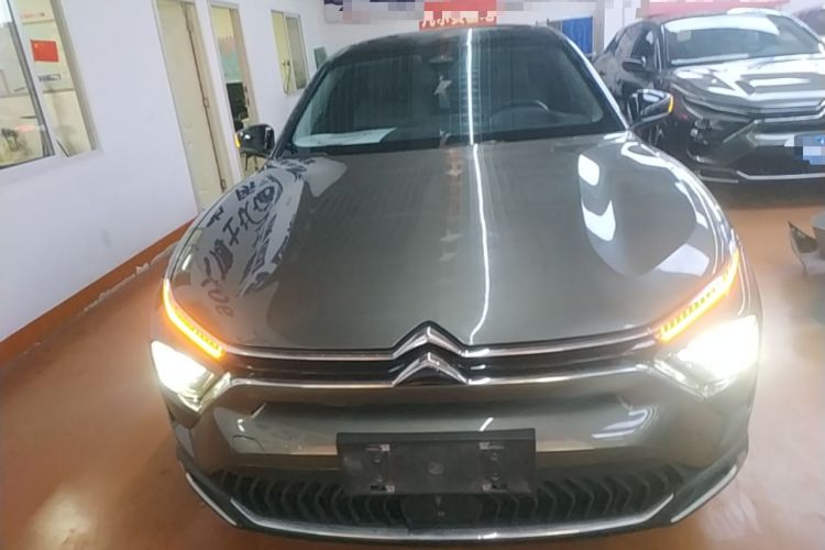 Used Citroen C5 X 2021 1.6T FM Version Front