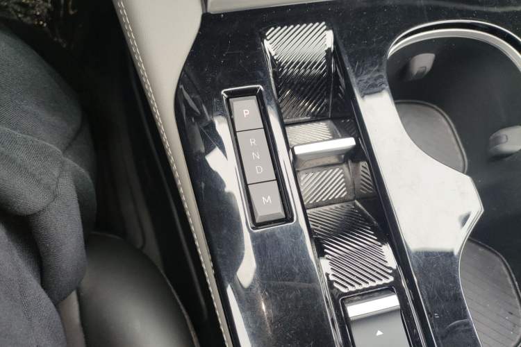Used Citroen C5 X 2021 1.6T Enjoy the Extraordinary Gear Lever