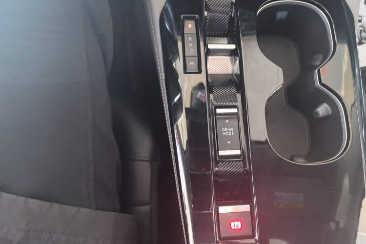Used Citroen C5 X 2021 1.6T Enjoy the Extraordinary Gear Lever