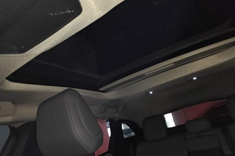 Used Citroen C5 X 2021 1.6T Enjoy the Extraordinary Headliner
