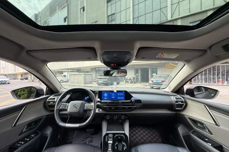 Used Citroen C5 X 2021 1.6T Enjoy the Extraordinary Interior 3