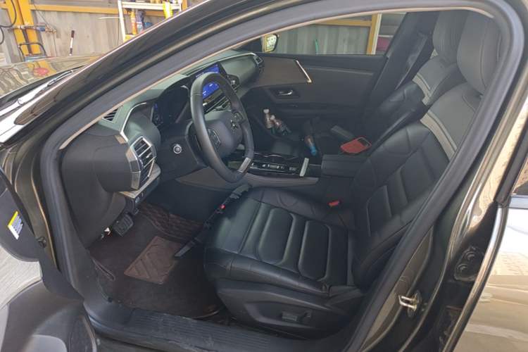 Used Citroen C5 X 2021 1.6T Enjoy the Extraordinary Left Front Seat