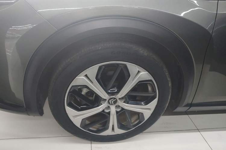 Used Citroen C5 X 2021 1.6T Enjoy the Extraordinary Left Front Wheel Hub