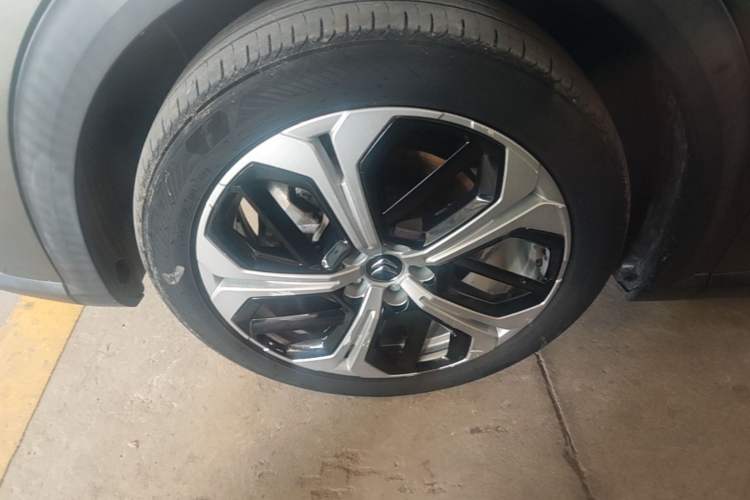 Used Citroen C5 X 2021 1.6T Enjoy the Extraordinary Left Front Wheel Hub