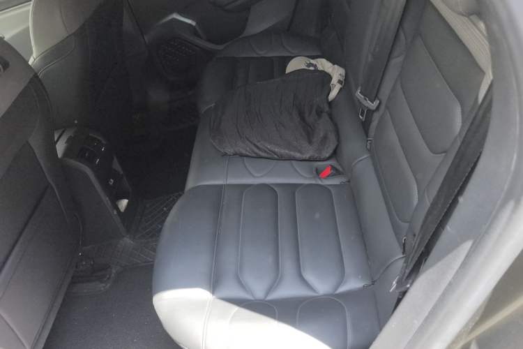 Used Citroen C5 X 2021 1.6T Impressive Edition Left Rear Seat