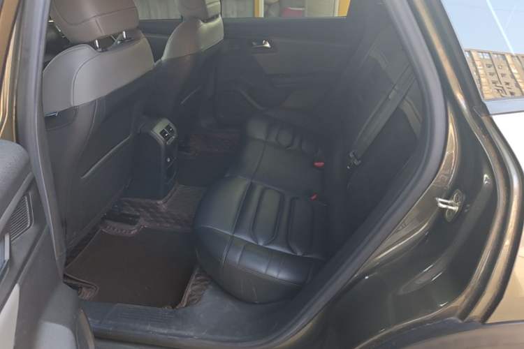 Used Citroen C5 X 2021 1.6T Enjoy the Extraordinary Left Rear Seat