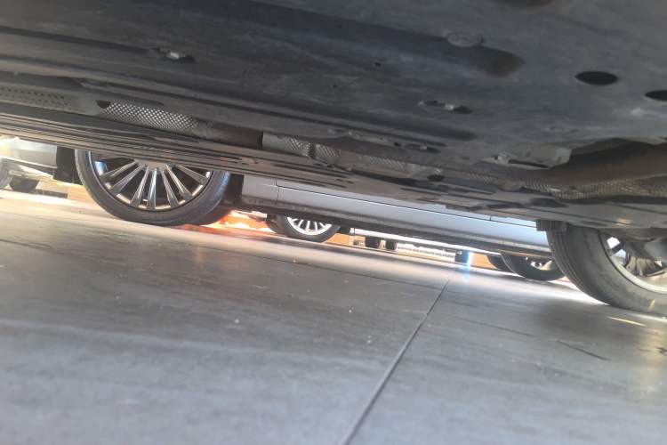 Used Citroen C5 X 2021 1.6T Enjoy the Extraordinary Left Side Sill