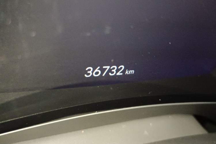 Used Citroen C5 X 2021 1.6T Impressive Edition Odometer Close Up