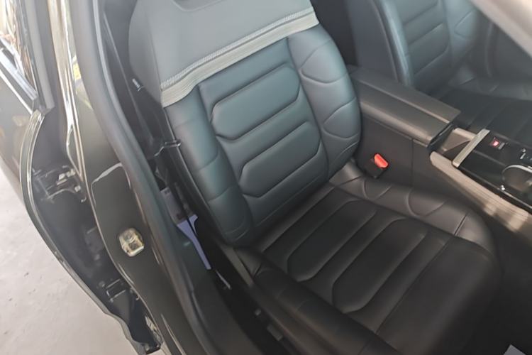 Used Citroen C5 X 2021 1.6T Enjoy the Extraordinary Right Front Seat