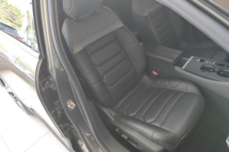 Used Citroen C5 X 2021 1.6T Enjoy the Extraordinary Right Front Seat