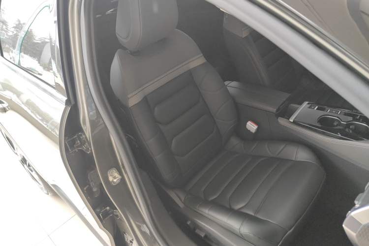 Used Citroen C5 X 2021 1.6T Enjoy the Extraordinary Right Front Seat