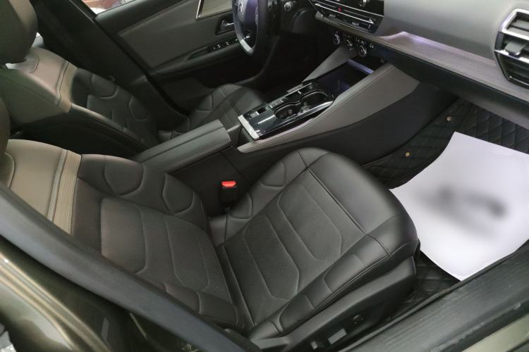 Used Citroen C5 X 2021 1.6T Ignite the Extraordinary Right Front Seat