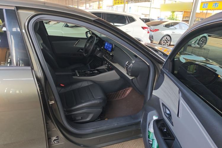 Used Citroen C5 X 2021 1.6T Enjoy the Extraordinary Right Front Seat