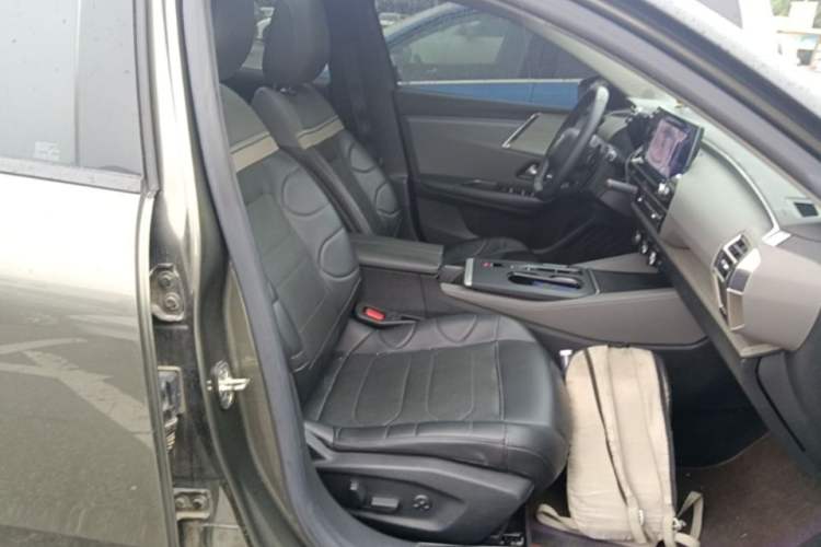 Used Citroen C5 X 2021 1.6T Ignite the Extraordinary Right Front Seat