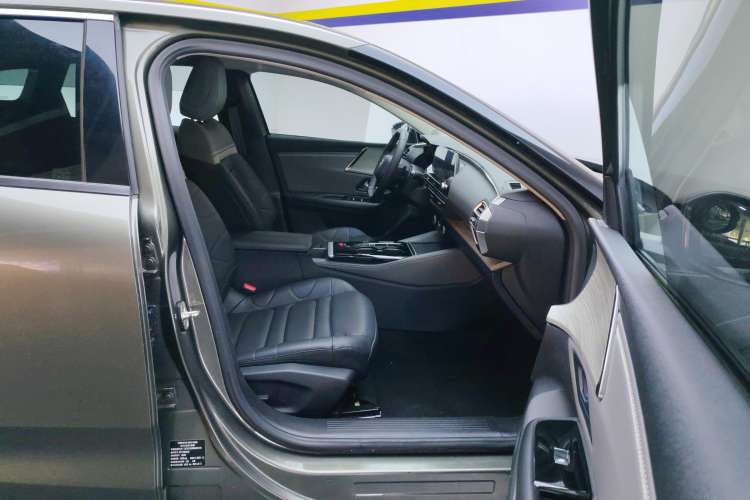 Used Citroen C5 X 2021 1.6T Enjoy the Extraordinary Right Front Seat