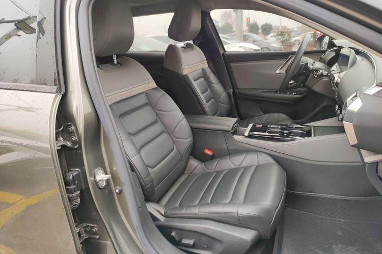 Used Citroen C5 X 2021 1.6T Enjoy the Extraordinary Right Front Seat