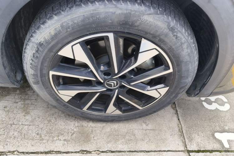Used Citroen C5 X 2021 1.6T Impressive Edition Right Front Wheel Hub