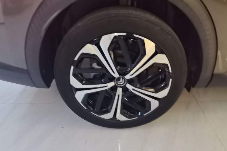Used Citroen C5 X 2021 1.6T Ignite the Extraordinary Right Rear Wheel Hub