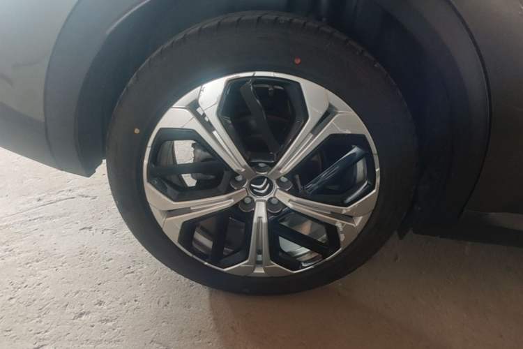 Used Citroen C5 X 2021 1.6T Enjoy the Extraordinary Right Rear Wheel Hub