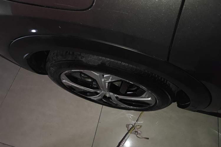 Used Citroen C5 X 2021 1.6T Enjoy the Extraordinary Right Rear Wheel Hub