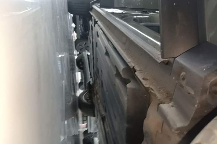 Used Citroen C5 X 2021 1.6T Enjoy the Extraordinary Right Side Sill