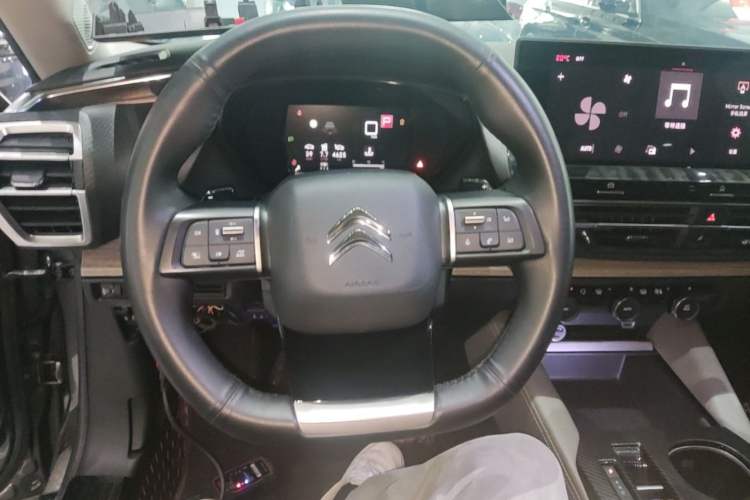 Used Citroen C5 X 2021 1.6T Impressive Edition Steering Wheel