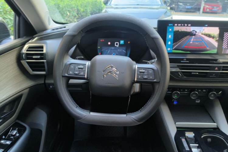 Used Citroen C5 X 2021 1.6T Impressive Edition Steering Wheel
