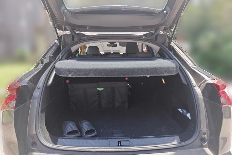 Used Citroen C5 X 2021 1.6T Impressive Edition Trunk