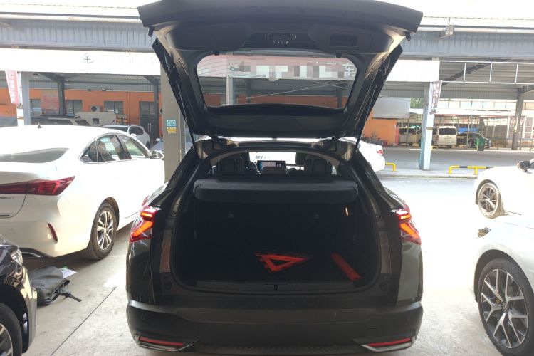 Used Citroen C5 X 2021 1.6T Impressive Edition Trunk