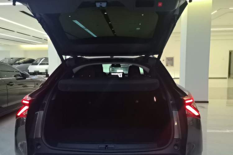 Used Citroen C5 X 2021 1.6T Ignite the Extraordinary Trunk