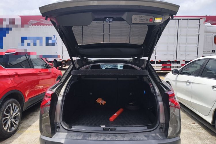 Used Citroen C5 X 2021 1.6T Impressive Edition Trunk
