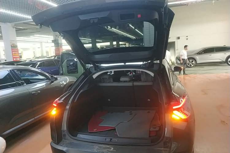 Used Citroen C5 X 2021 1.6T Ignite the Extraordinary Trunk