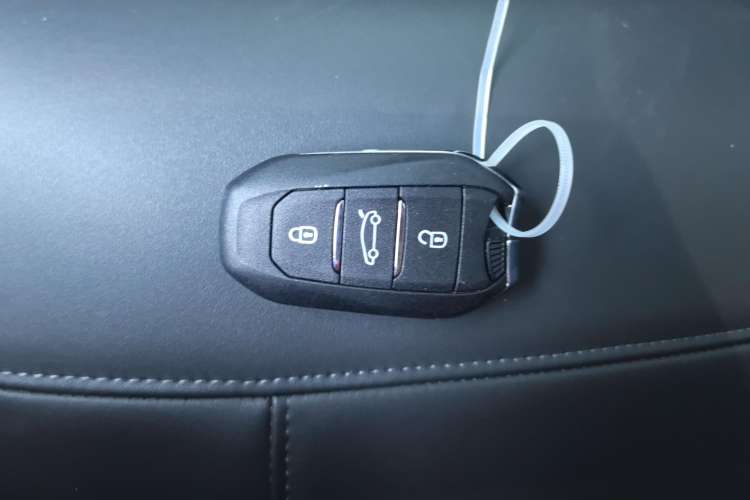 Used Citroen C5 X 2021 1.6T Enjoy the Extraordinary Vehicle Key
