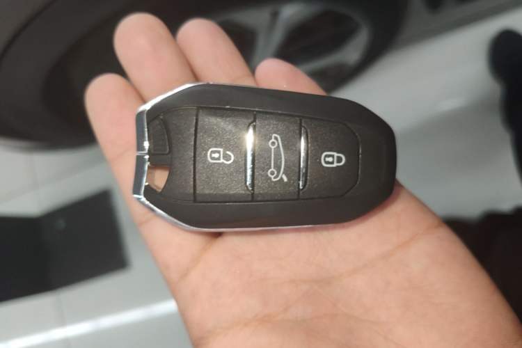 Used Citroen C5 X 2021 1.6T Enjoy the Extraordinary Vehicle Key