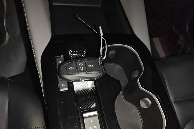Used Citroen C5 X 2021 1.6T Enjoy the Extraordinary Vehicle Key