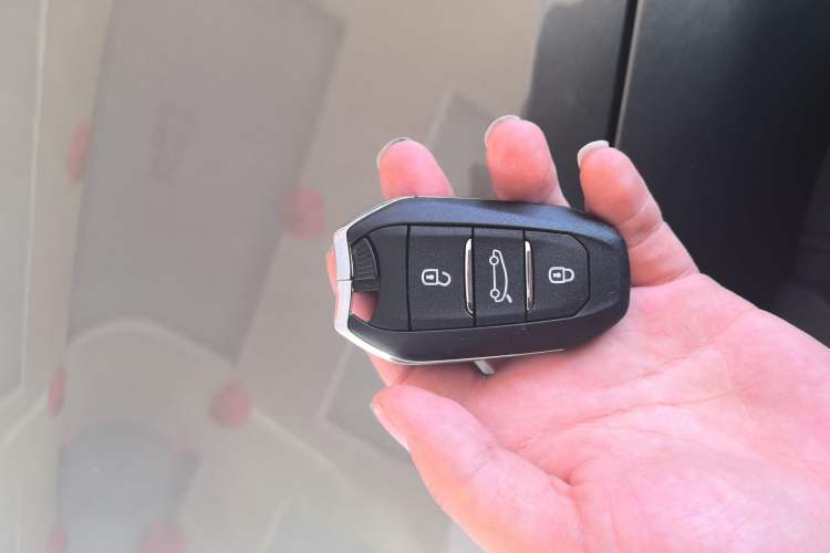 Used Citroen C5 X 2021 1.6T Enjoy the Extraordinary Vehicle Key