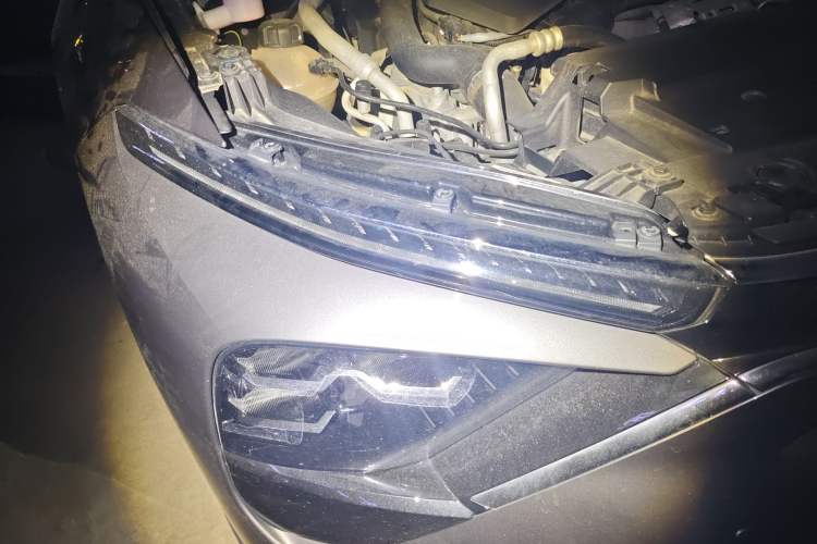 Used Citroen C5 X 2021 1.6T Impressive Edition Right Front Headlight