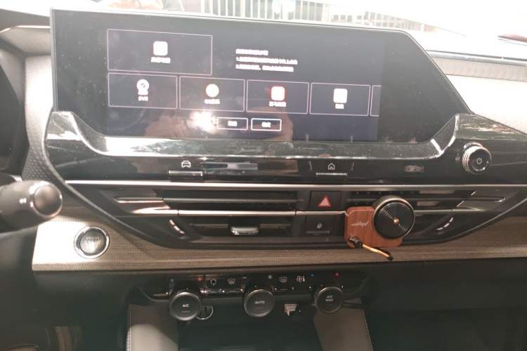 Used Citroen C5 X 2021 1.6T Enjoy the Extraordinary Audio And AC Panel