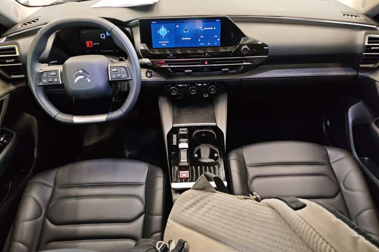 Used Citroen C5 X 2021 1.6T Enjoy the Extraordinary Center Console