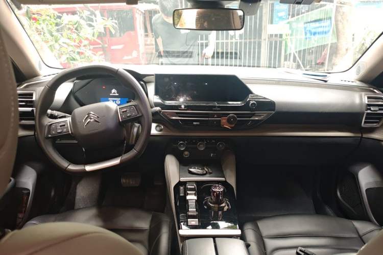 Used Citroen C5 X 2021 1.6T Enjoy the Extraordinary Center Console