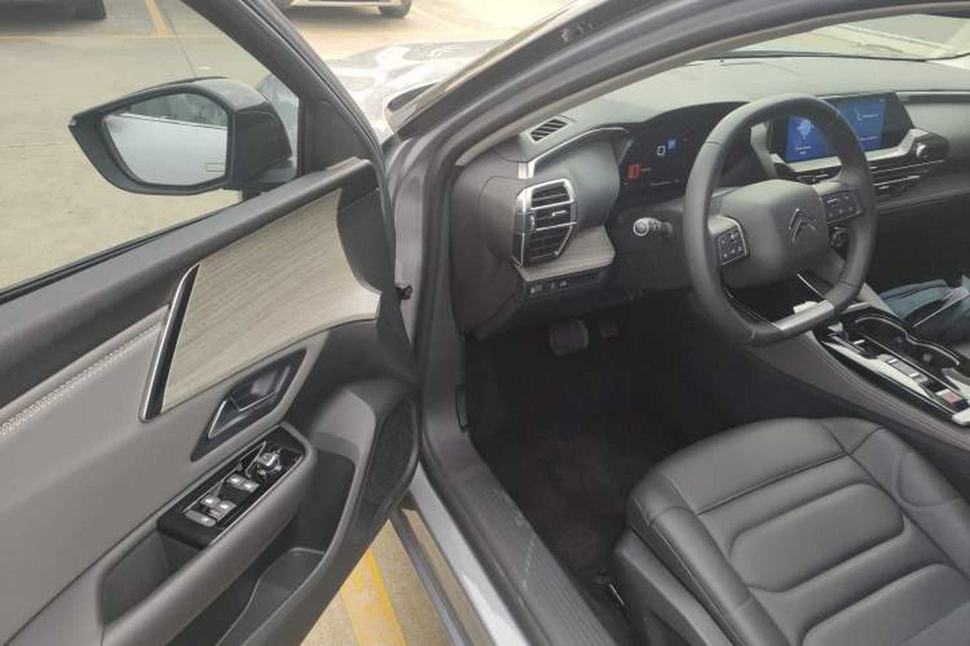 Used Citroen C5 X 2021 1.6T Enjoy the Extraordinary Driver Seat