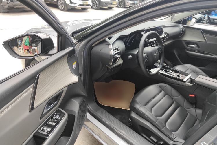 Used Citroen C5 X 2021 1.6T Enjoy the Extraordinary Driver Seat