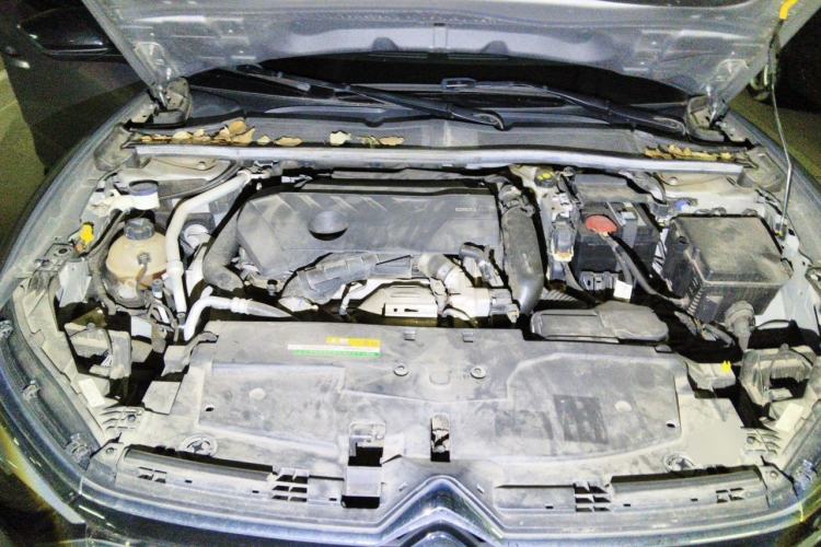 Used Citroen C5 X 2021 1.6T Enjoy the Extraordinary Engine Bay