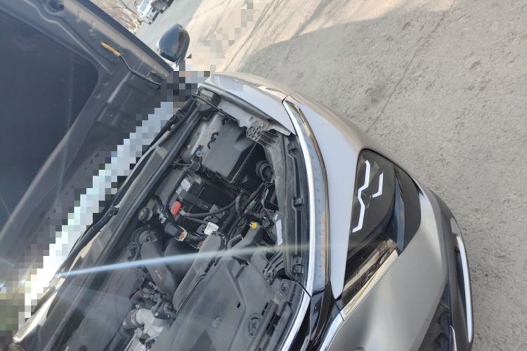 Used Citroen C5 X 2021 1.6T Enjoy the Extraordinary Engine Bay Left
