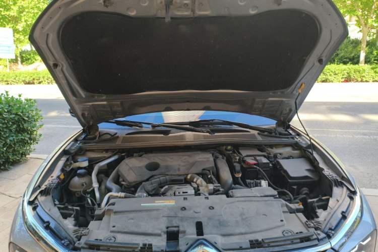 Used Citroen C5 X 2021 1.6T Enjoy the Extraordinary Engine Bay