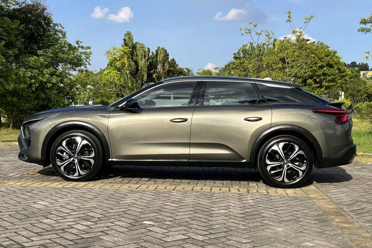 Used Citroen C5 X 2021 1.6T Flagship Edition Exterior 6