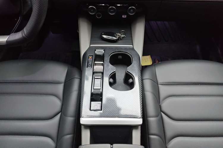 Used Citroen C5 X 2021 1.6T Enjoy the Extraordinary Gear Lever