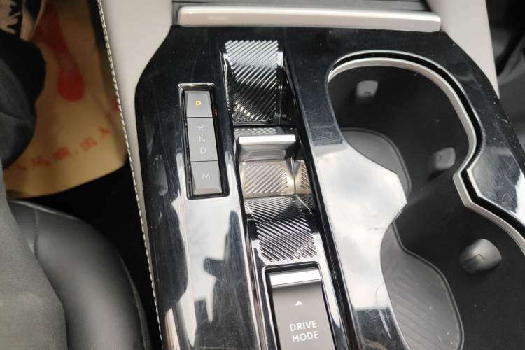 Used Citroen C5 X 2021 1.6T Enjoy the Extraordinary Gear Lever