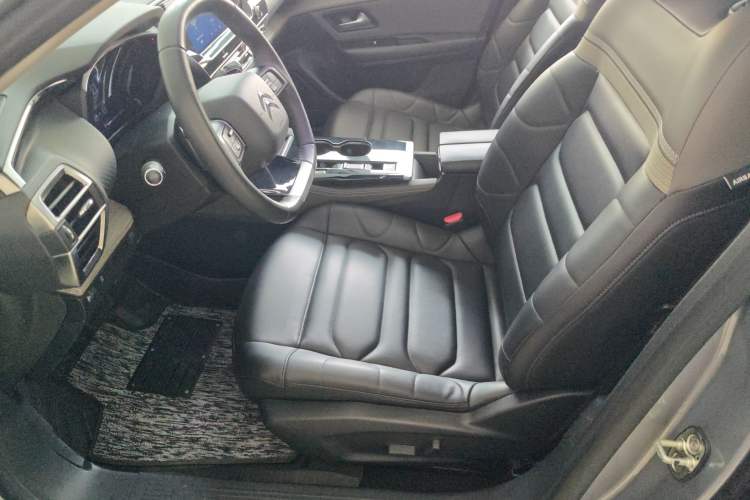 Used Citroen C5 X 2021 1.6T Enjoy the Extraordinary Interior 3